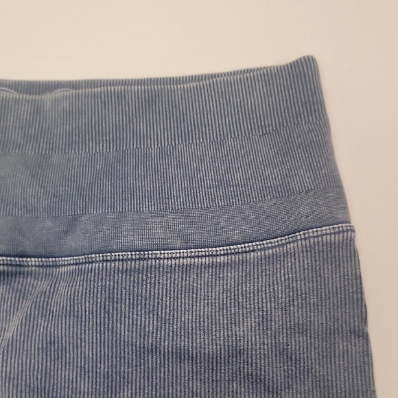 Spiritual Gangster High Waist Compression Shorts - Picture 7 of 16